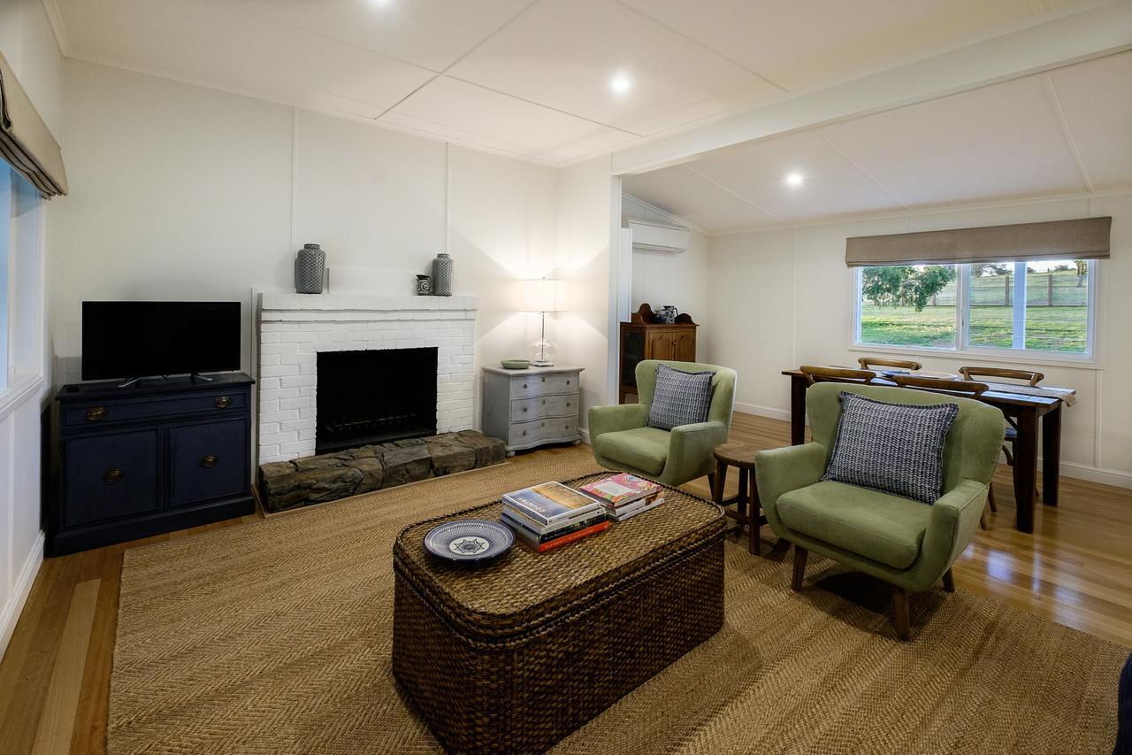 Hotel Goonoo Goonoo Station Tamworth Esterno foto The living room