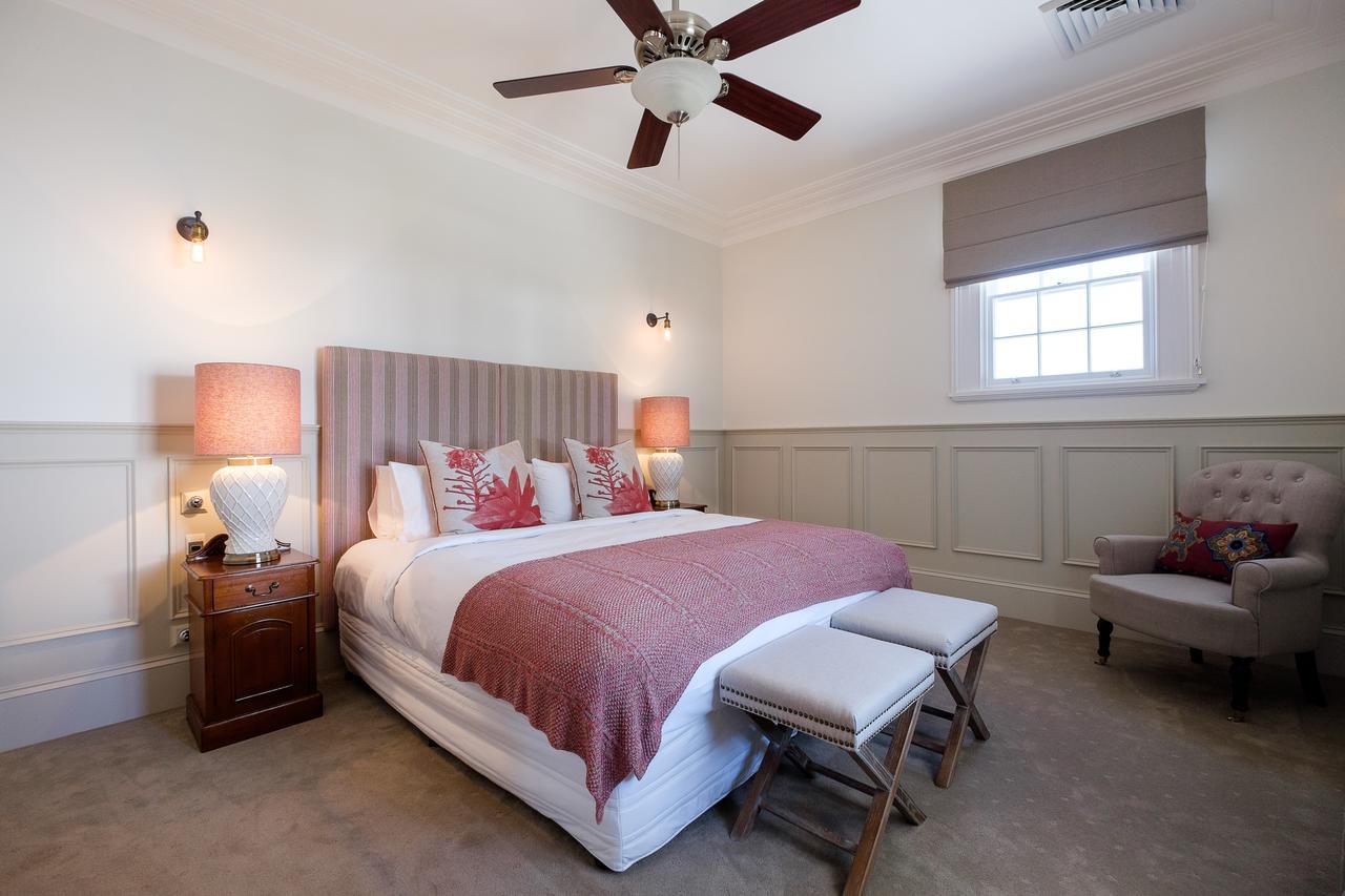 Hotel Goonoo Goonoo Station Tamworth Esterno foto A bedroom at the hotel