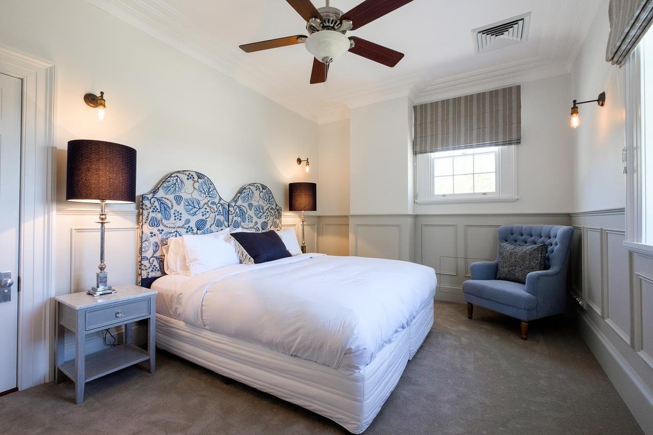 Hotel Goonoo Goonoo Station Tamworth Esterno foto A bedroom at the hotel
