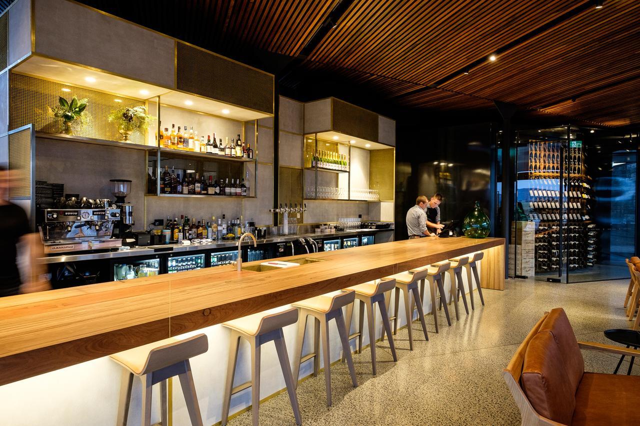 Hotel Goonoo Goonoo Station Tamworth Esterno foto The bar at the restaurant